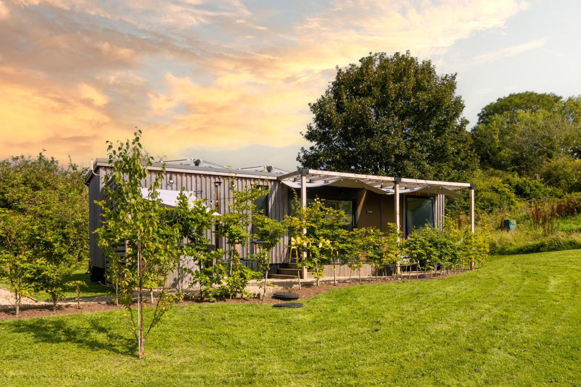 The Hive - Unique Hot Tub Cabin In Millport Luaran gambar